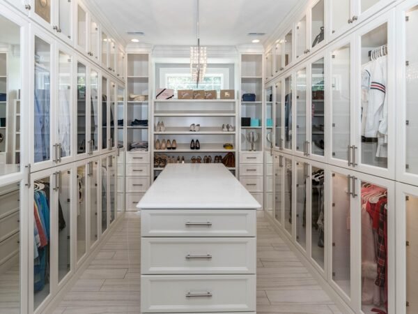 Begehbarer Kleiderschrank Ideen Klein – Die besten Ideen & Tipps